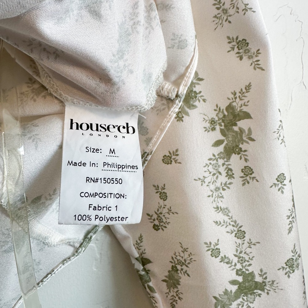 House of CB | Clarissa Garden Print Lace Trim Tie Front Top in Ivory & Green - Picture 9 of 9